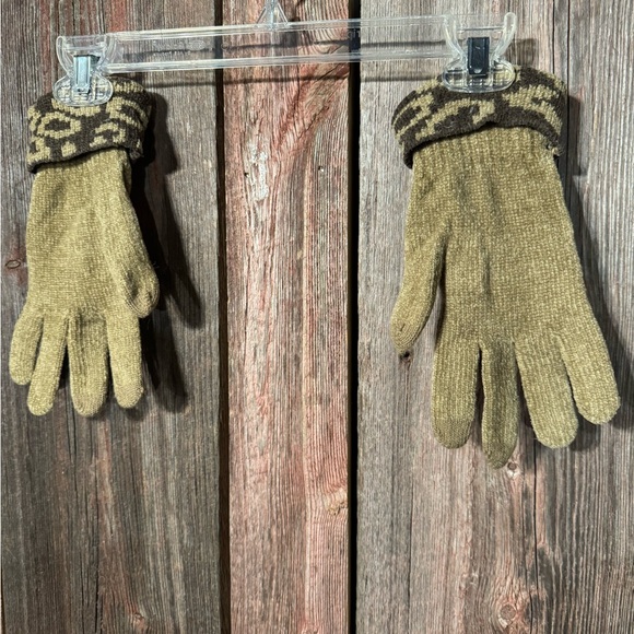 Tan and Brown Gloves with Design Print Cuffs - Picture 3 of 5